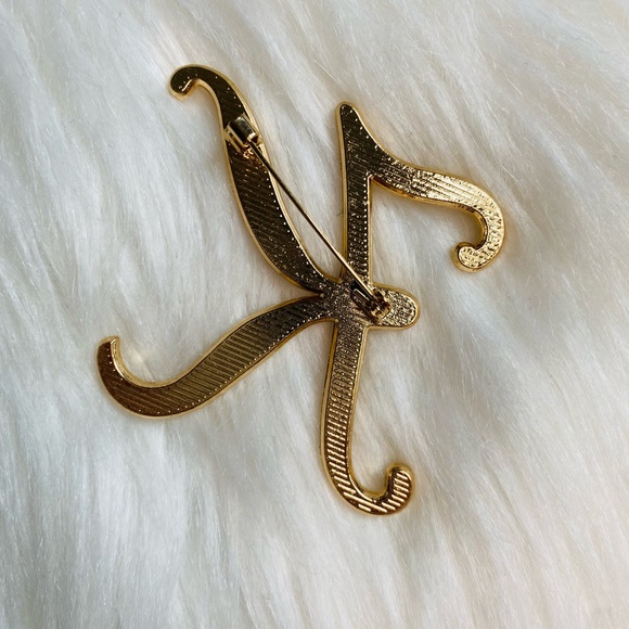Letter K Initial Letter Pin Brooch with White Pearl Accents New - Picture 2 of 2